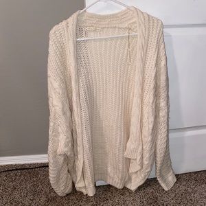 Oversized sweater/cardigan